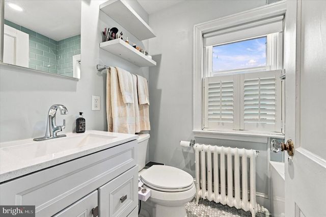 328 GLEN ECHO RD, Philadelphia, PA 19119