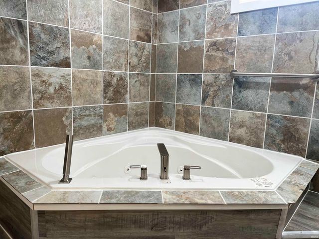 410 Westcreek Drive, Warsaw, IN 46580