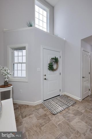 1400 FIELDSTONE DR, Mount Joy, PA 17552