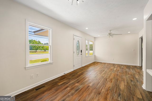 5944 Buena Vista Rd, Columbus, GA 31907