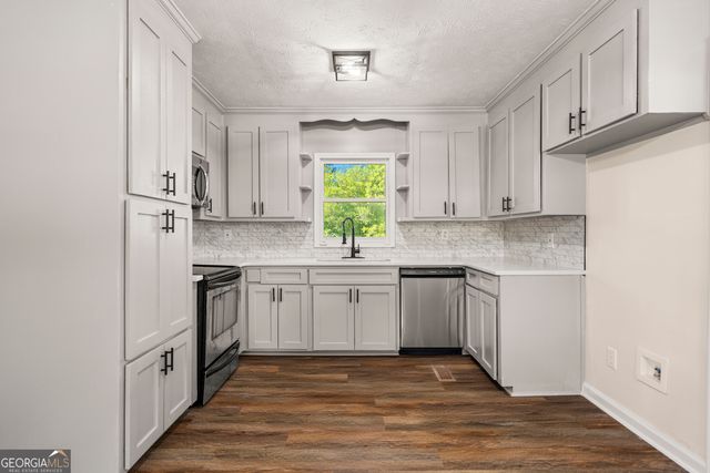5944 Buena Vista Rd, Columbus, GA 31907