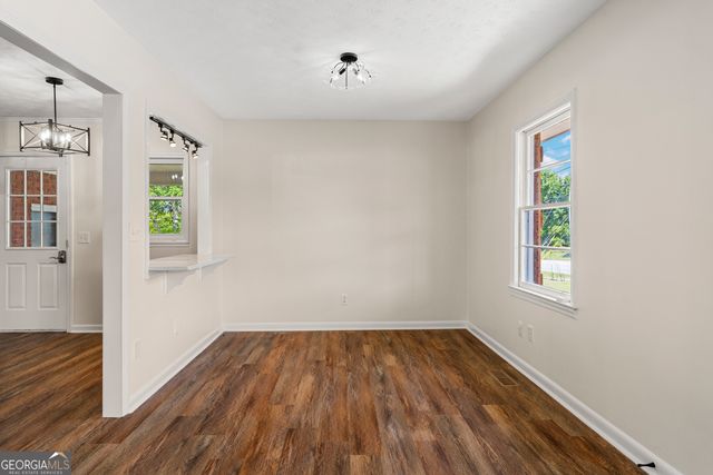 5944 Buena Vista Rd, Columbus, GA 31907