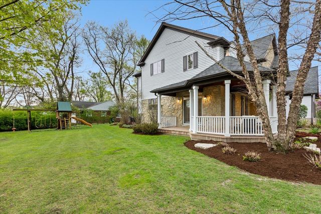 1021 Linden Lane, Glenview, IL 60025