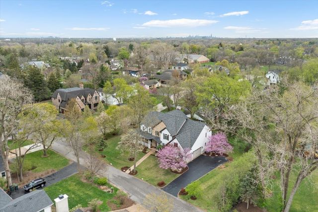 1021 Linden Lane, Glenview, IL 60025