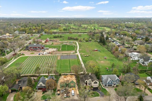1021 Linden Lane, Glenview, IL 60025