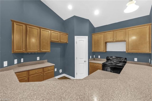 8108 Middleland Drive, Browns Summit, NC 27214