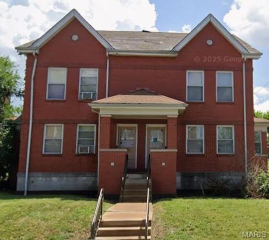 4333 N Newstead Avenue, St Louis, MO 63115