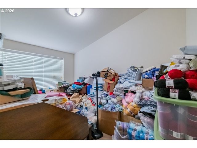 5323 OLYMPIC Cir, Eugene, OR 97402