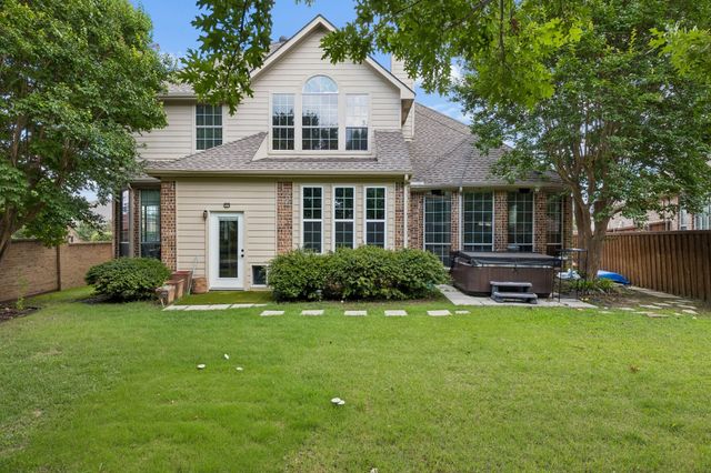 6211 Crestridge Lane, Sachse, TX 75048