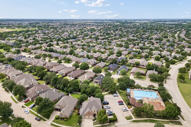 6211 Crestridge Lane, Sachse, TX 75048