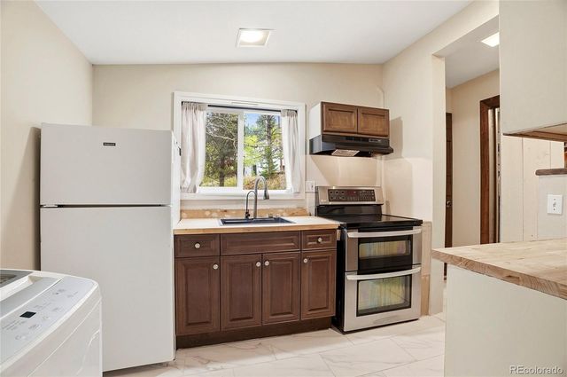14032 S Olive Avenue, Pine, CO 80470