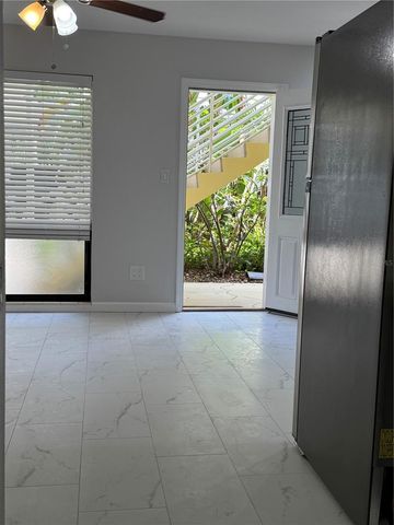 145 10TH AVENUE N 7, St Petersburg, FL 33701