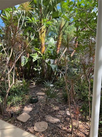 145 10TH AVENUE N 7, St Petersburg, FL 33701