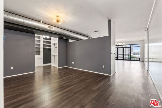 1111 S Grand Avenue 716, Los Angeles, CA 90015