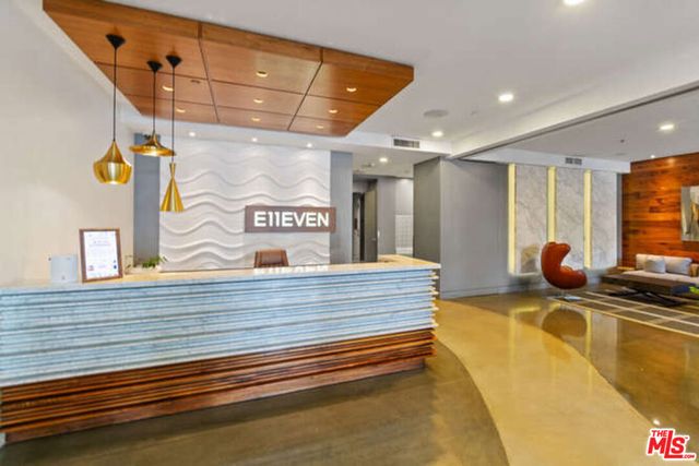 1111 S Grand Avenue 716, Los Angeles, CA 90015