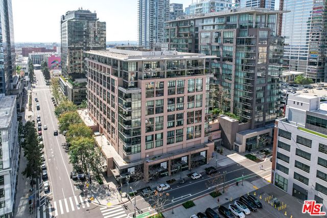 1111 S Grand Avenue 716, Los Angeles, CA 90015