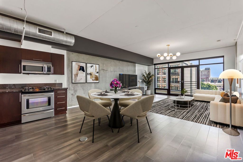 1111 S Grand Avenue 716, Los Angeles, CA 90015