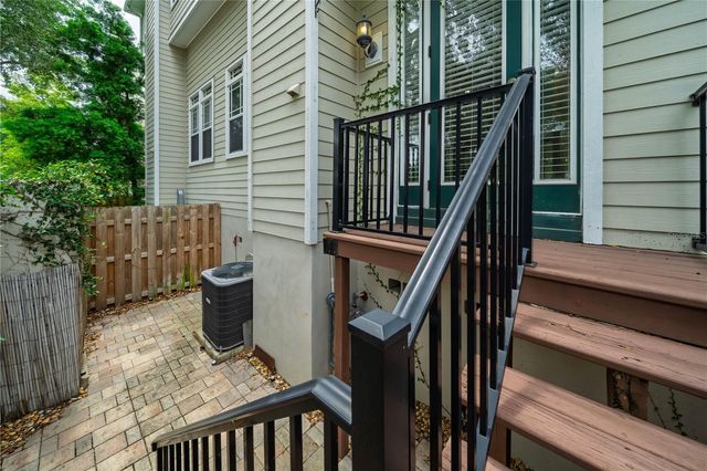 3315 W DE LEON STREET 15, Tampa, FL 33609