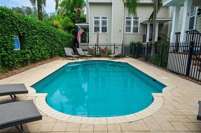 3315 W DE LEON STREET 15, Tampa, FL 33609