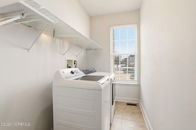 62 Greenwich Drive, Jackson, NJ 08527