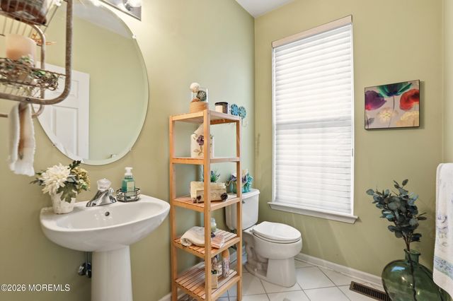 62 Greenwich Drive, Jackson, NJ 08527