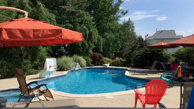 62 Greenwich Drive, Jackson, NJ 08527