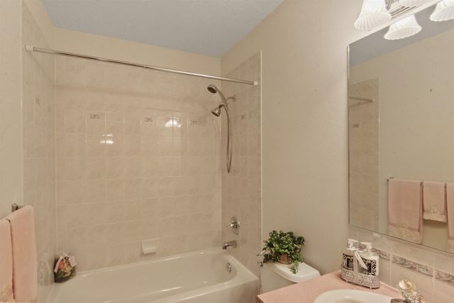 1910 S CENTURY Ln, Spokane Valley, WA 99037