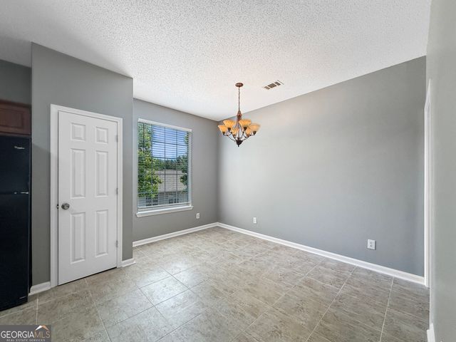 353 Smokewood Way, Newnan, GA 30263