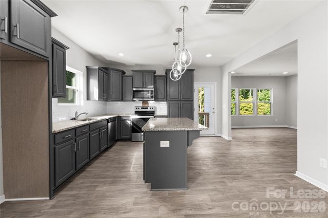 1211 Laurel Woods Drive, Gastonia, NC 28052