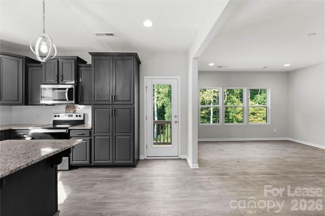 1211 Laurel Woods Drive, Gastonia, NC 28052