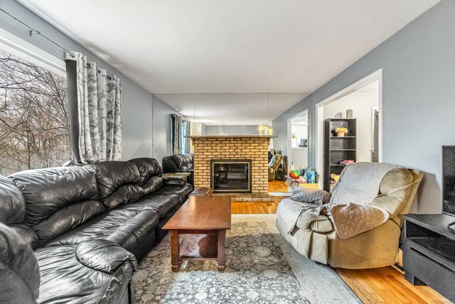 64 Darley Drive, Hamden, CT 06518