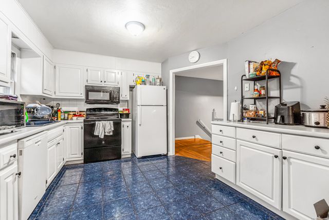 64 Darley Drive, Hamden, CT 06518