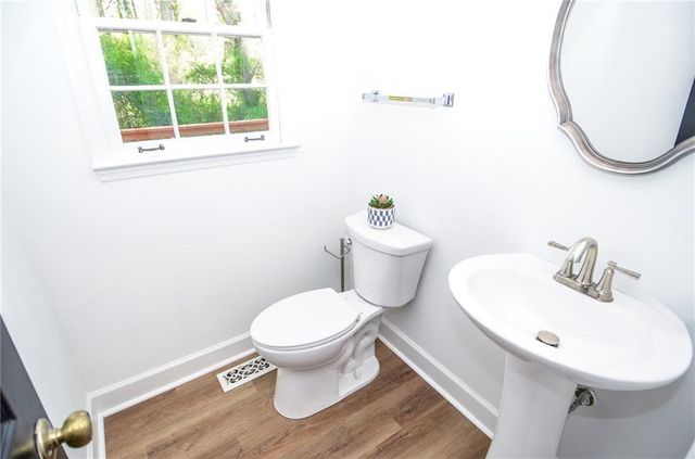 717 Hunt Station Drive, Lawrenceville, GA 30044