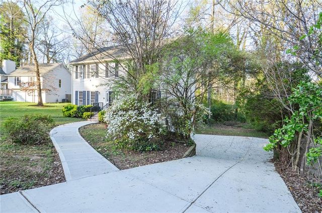 717 Hunt Station Drive, Lawrenceville, GA 30044