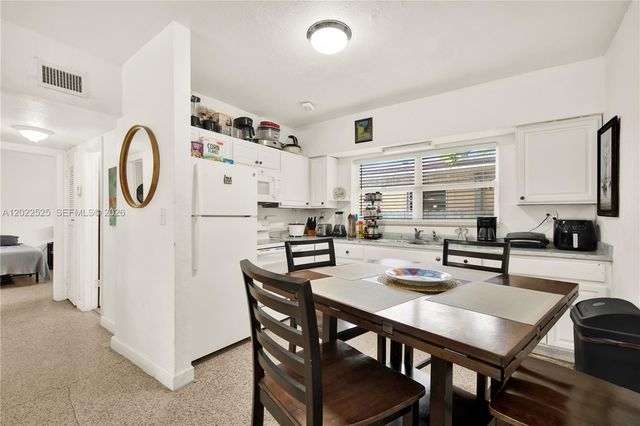 1236 NE 109th St 2, Miami, FL 33161