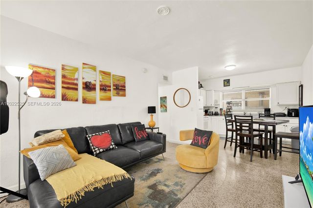 1236 NE 109th St 2, Miami, FL 33161