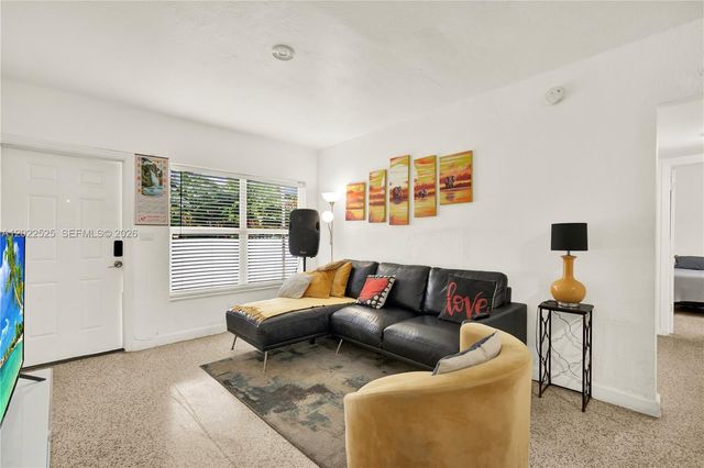 1236 NE 109th St 2, Miami, FL 33161