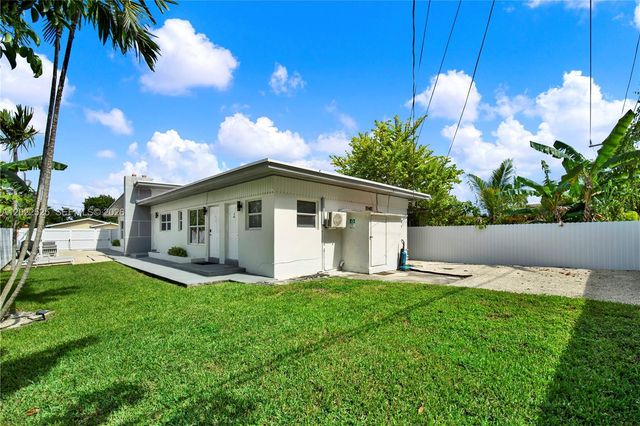 1236 NE 109th St 2, Miami, FL 33161