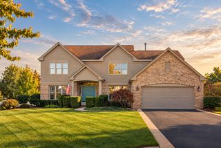 931 Ambria Drive, Mundelein, IL 60060