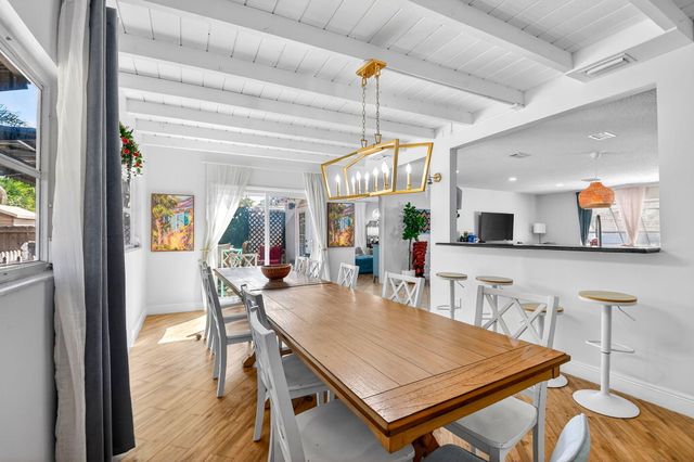 320 Riverdale Road, Palm Springs, FL 33461