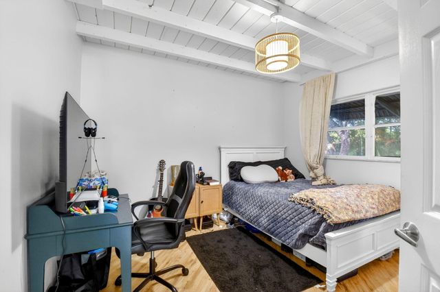 320 Riverdale Road, Palm Springs, FL 33461