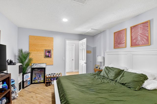 320 Riverdale Road, Palm Springs, FL 33461