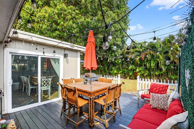 320 Riverdale Road, Palm Springs, FL 33461