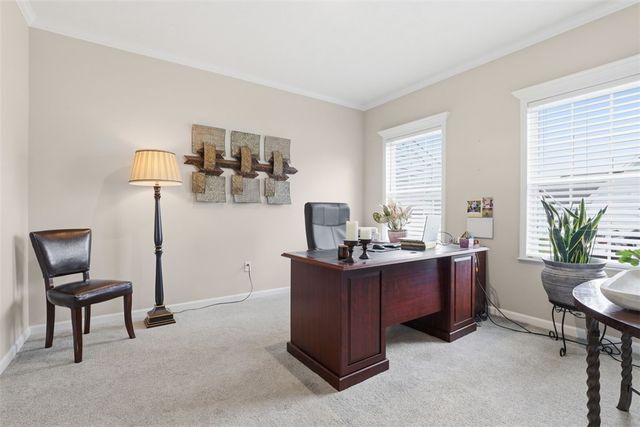 813 Curtman Ct, Plum Boro, PA 15068