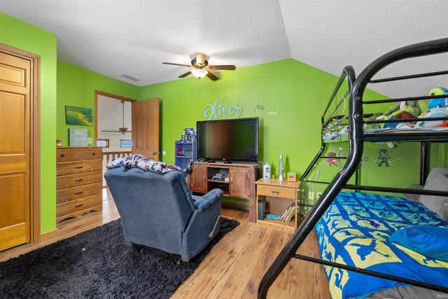 1102 Riviera Court, Auburn, IN 46706