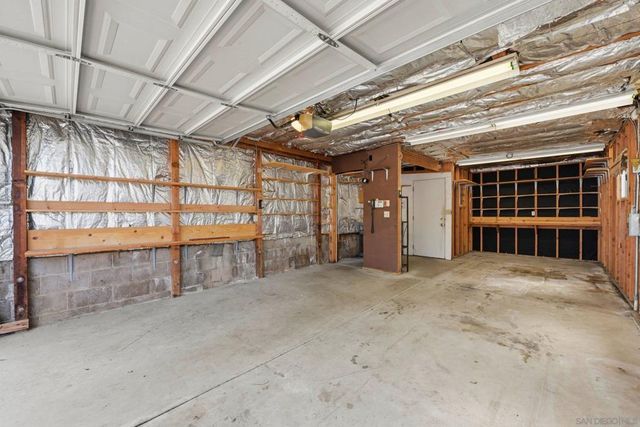 528 E 6Th Ave., Escondido, CA 92025
