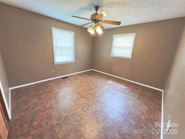 2025 Baton School Road, Lenoir, NC 28645