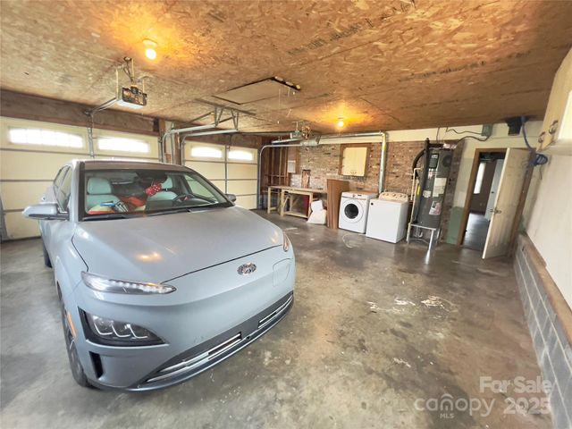 2025 Baton School Road, Lenoir, NC 28645