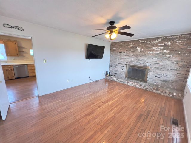 2025 Baton School Road, Lenoir, NC 28645