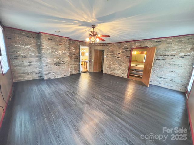 2025 Baton School Road, Lenoir, NC 28645